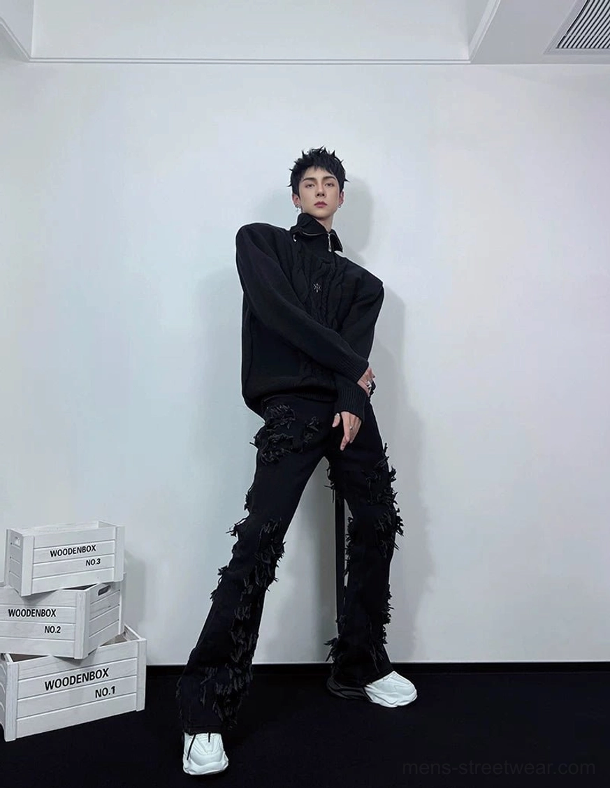 Acubi cable knit half-zip turtleneck sweater showcasing relaxed Korean streetwear proportions and star emblem detail