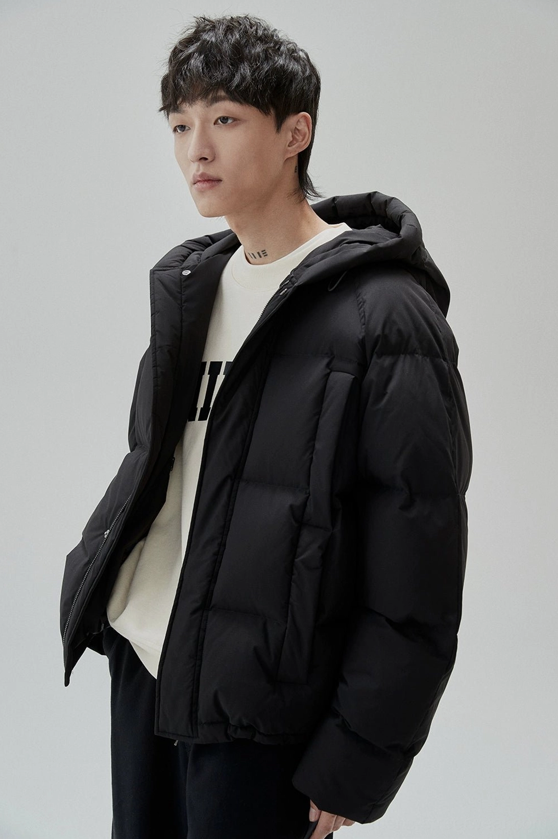 Acubi-inspired relaxed sweatshirt with collegiate UNIFORM print for minimalist layered outfits