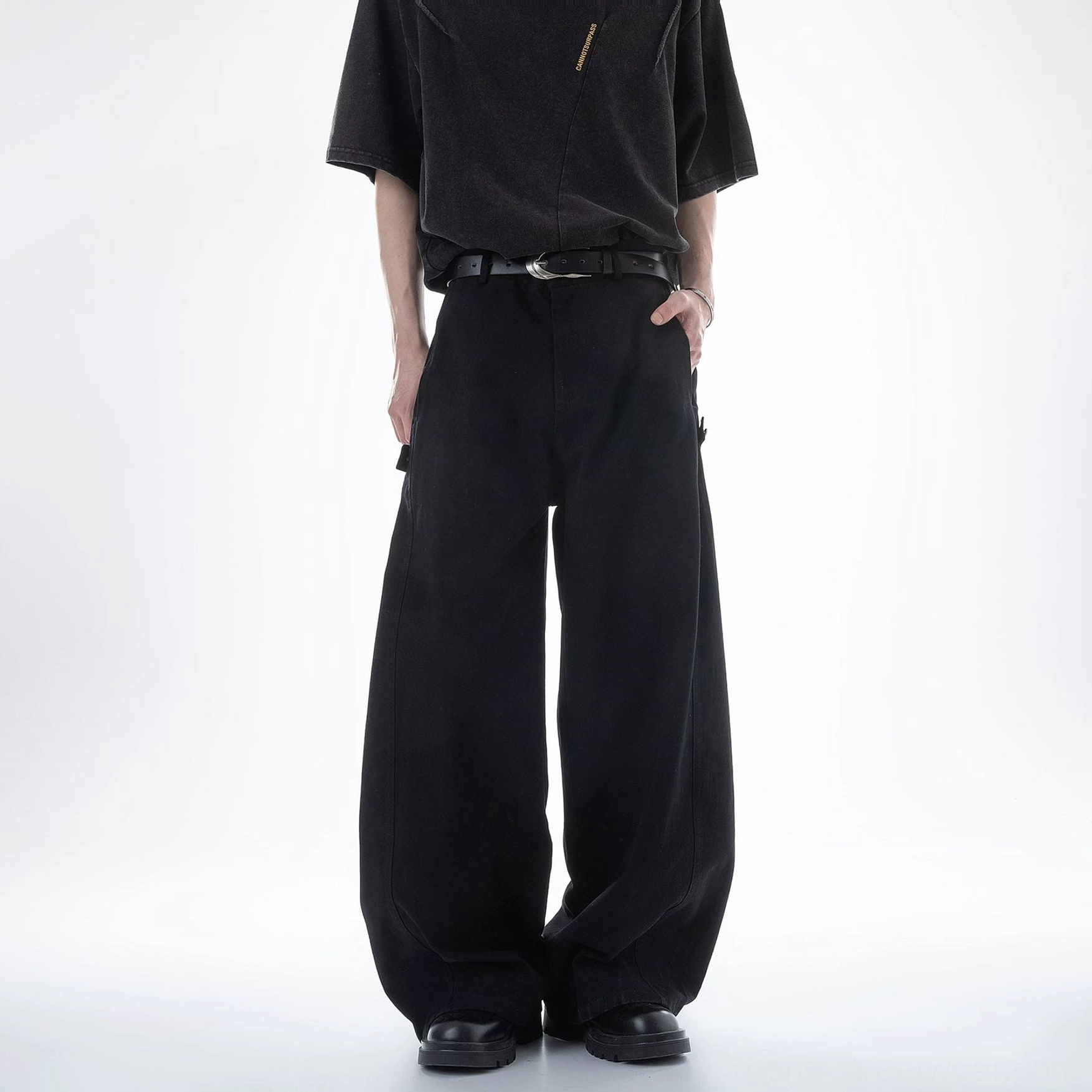 Acubi ultra wide-leg cargo pants product image featuring bold oversized cotton trousers designed for Seoul-inspired streetwear and casual layered outfits