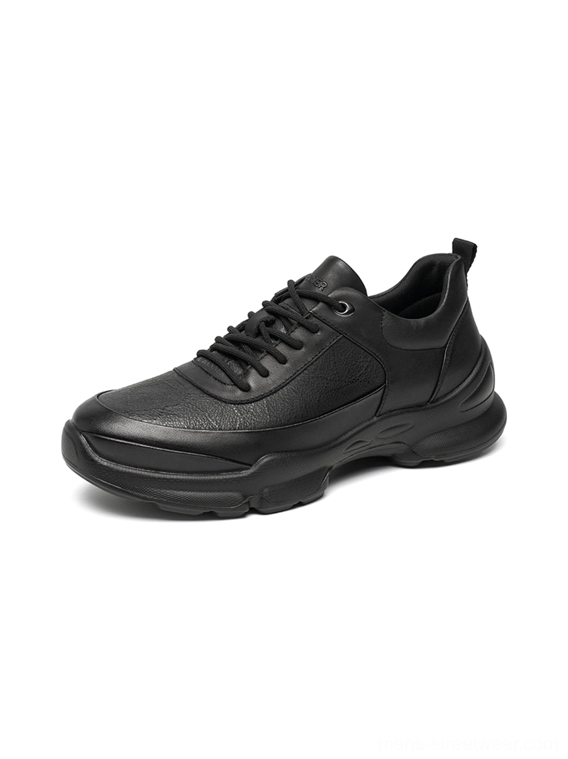 All-black sculpted sole chunky sneakers in leather-look panels for Korean streetwear styling