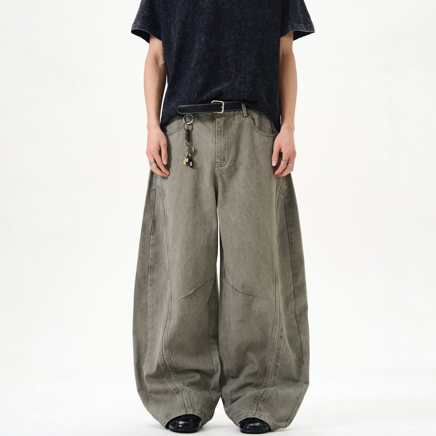 Bluish gray green arc seam ultra-wide washed denim balloon jeans with long relaxed streetwear fit
