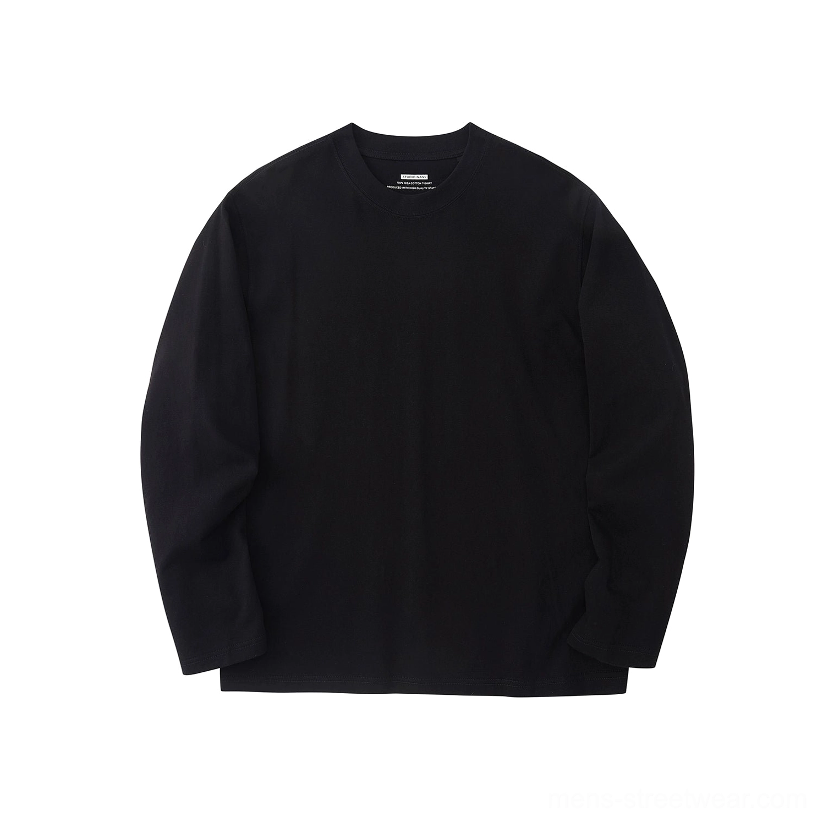 Minimal white and black cotton T-shirt color options for modern Seoul streetwear outfits