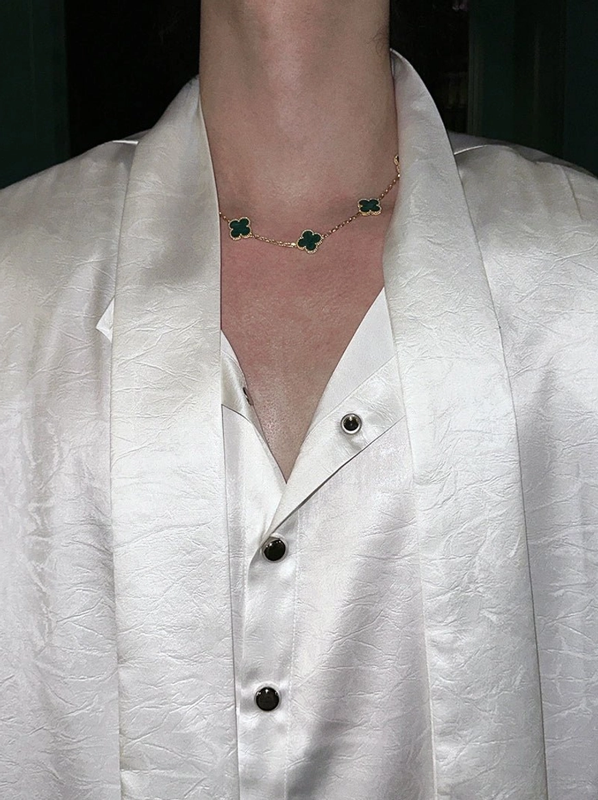 Black and white glossy tie-neck streetwear shirt styling for night-out Korean fashion looks