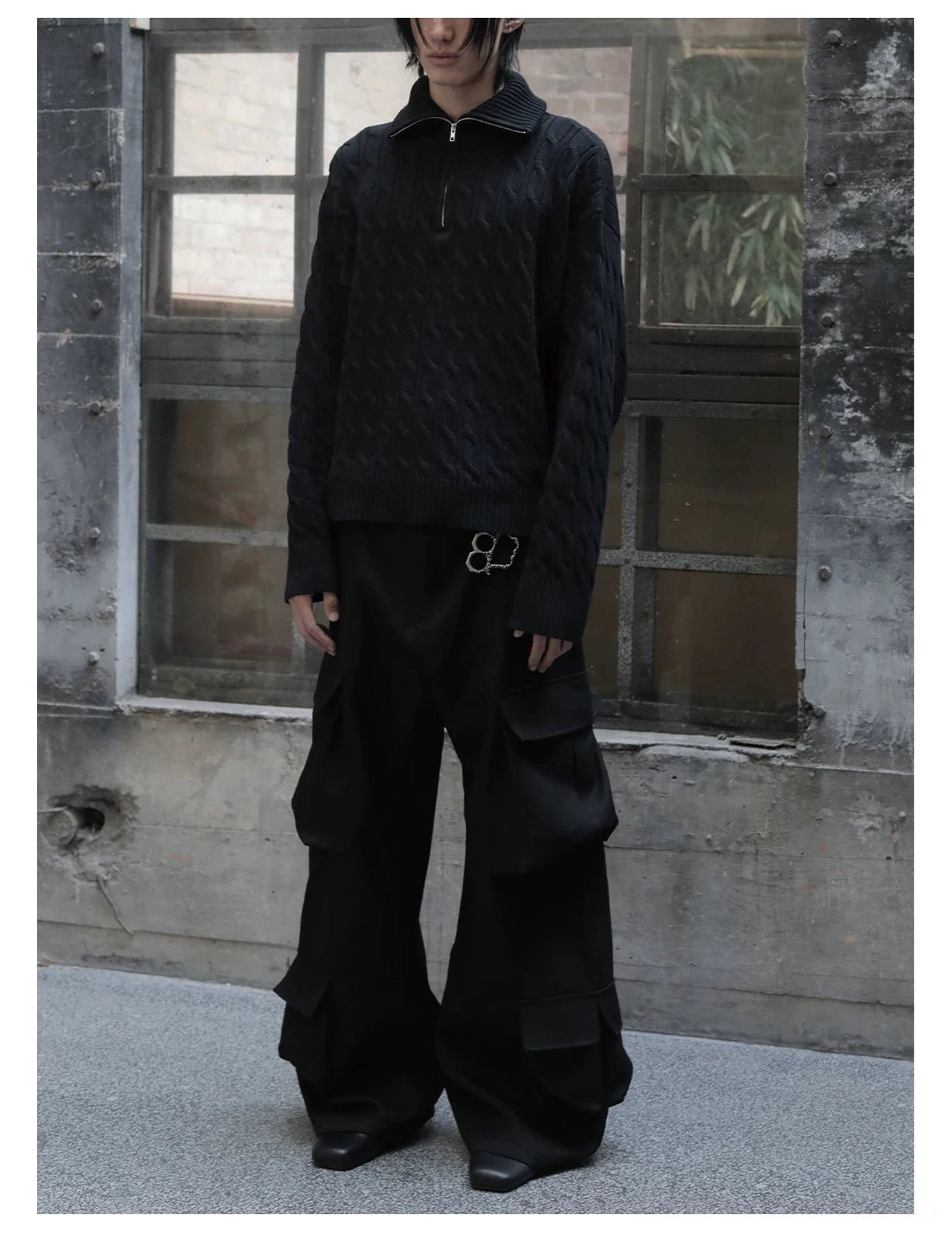 Black wide-leg multi-pocket cargo trousers for modern techwear and Korean streetwear outfits