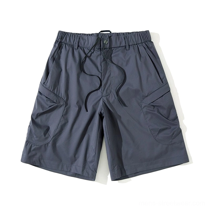 Breathable cargo shorts for men with a straight-leg silhouette, adjustable waist, lightweight polyester fabric, and utility streetwear design