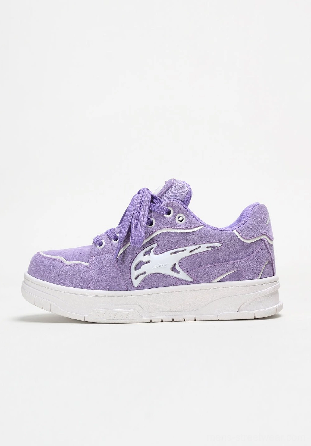 Bold Korean-style streetwear sneakers with vivid color, white graphic side accents, and a comfortable low-top silhouette