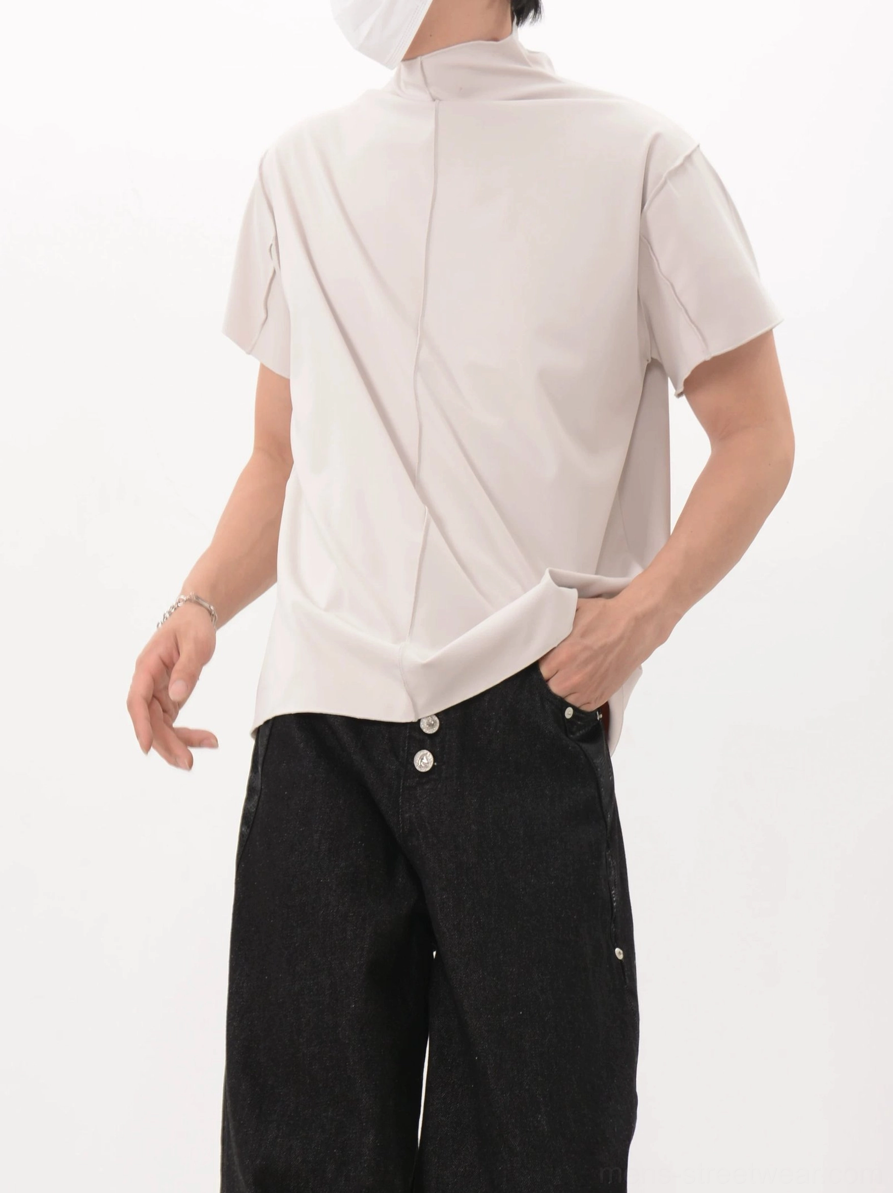 Contemporary short-sleeve mock neck shirt designed for Seoul fashion and understated summer streetwear outfits