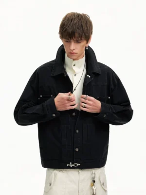 Black cropped fieldwork utility jacket styled over a white high neck top in Seoul streetwear outfit