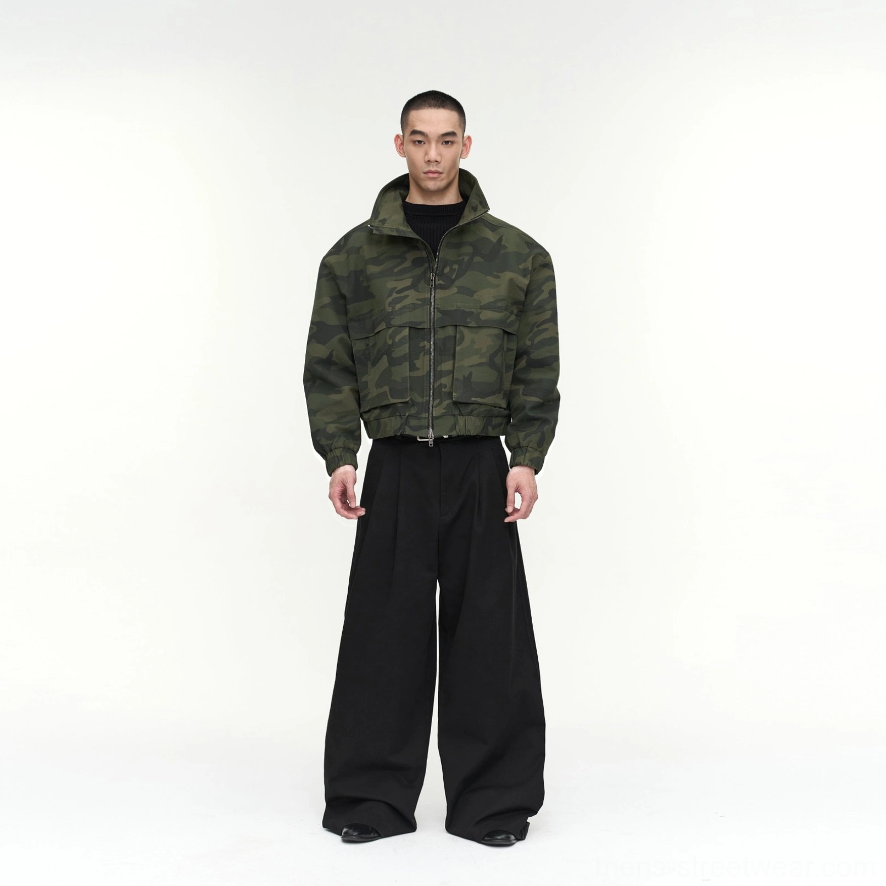 Men's dark green camouflage stand-collar utility jacket with padded cropped fit and functional front flap pockets