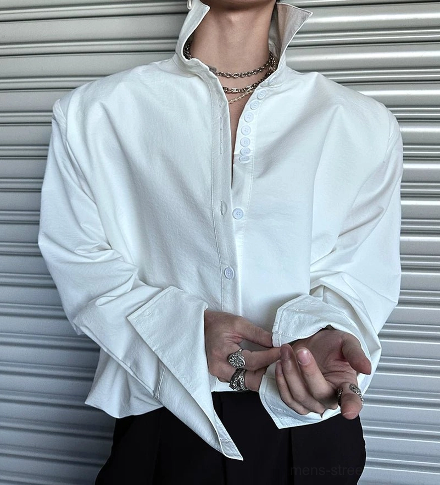 Relaxed boxy cuff shirt in a clean solid-color design for Seoul-inspired streetwear looks