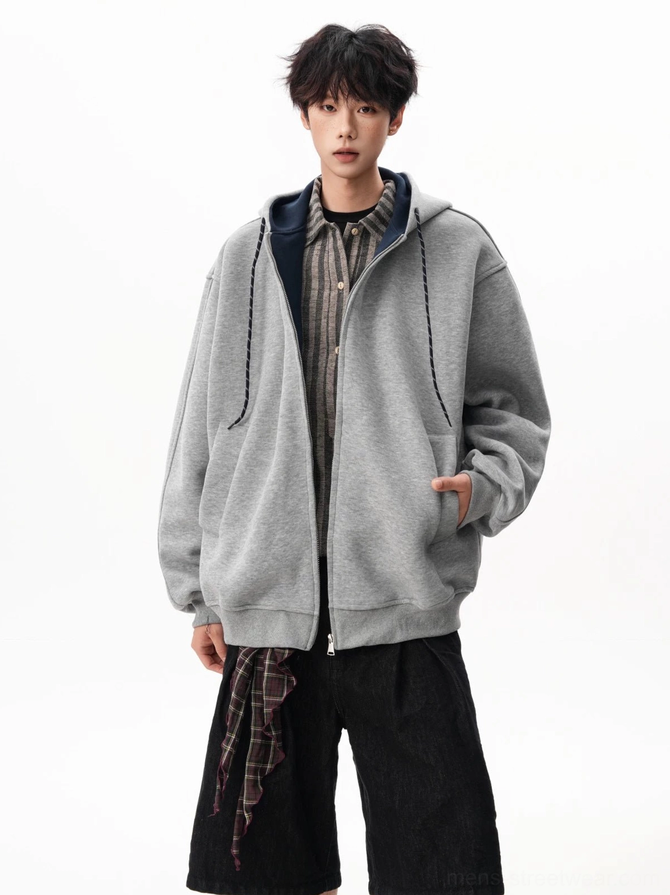 Light gray fleece oversized zip-up hoodie with soft hood, full zipper, and relaxed Korean streetwear fit