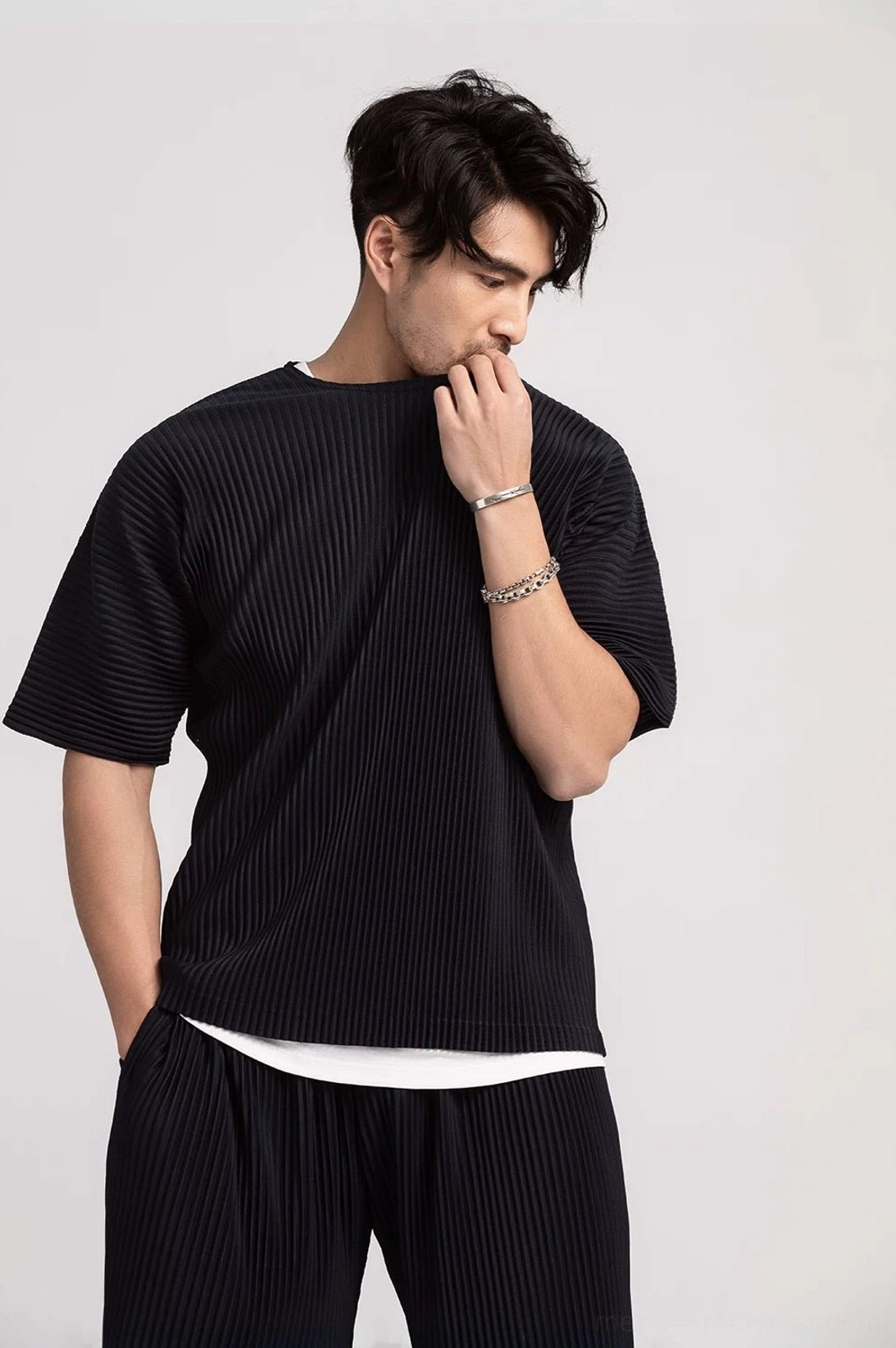 Light grey men's textured pleated tee designed for minimalist Seoul fashion and everyday casual outfits
