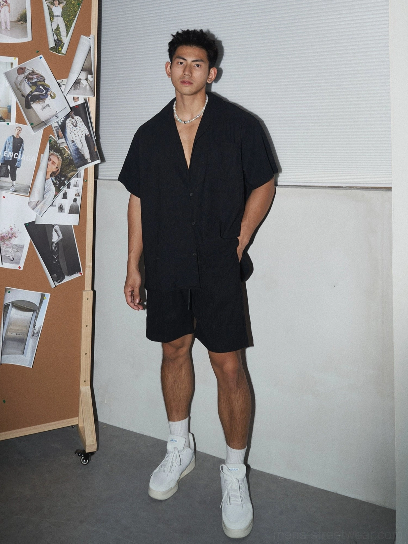 Men's all-black oversized camp collar shirt and matching shorts Korean monochrome streetwear set