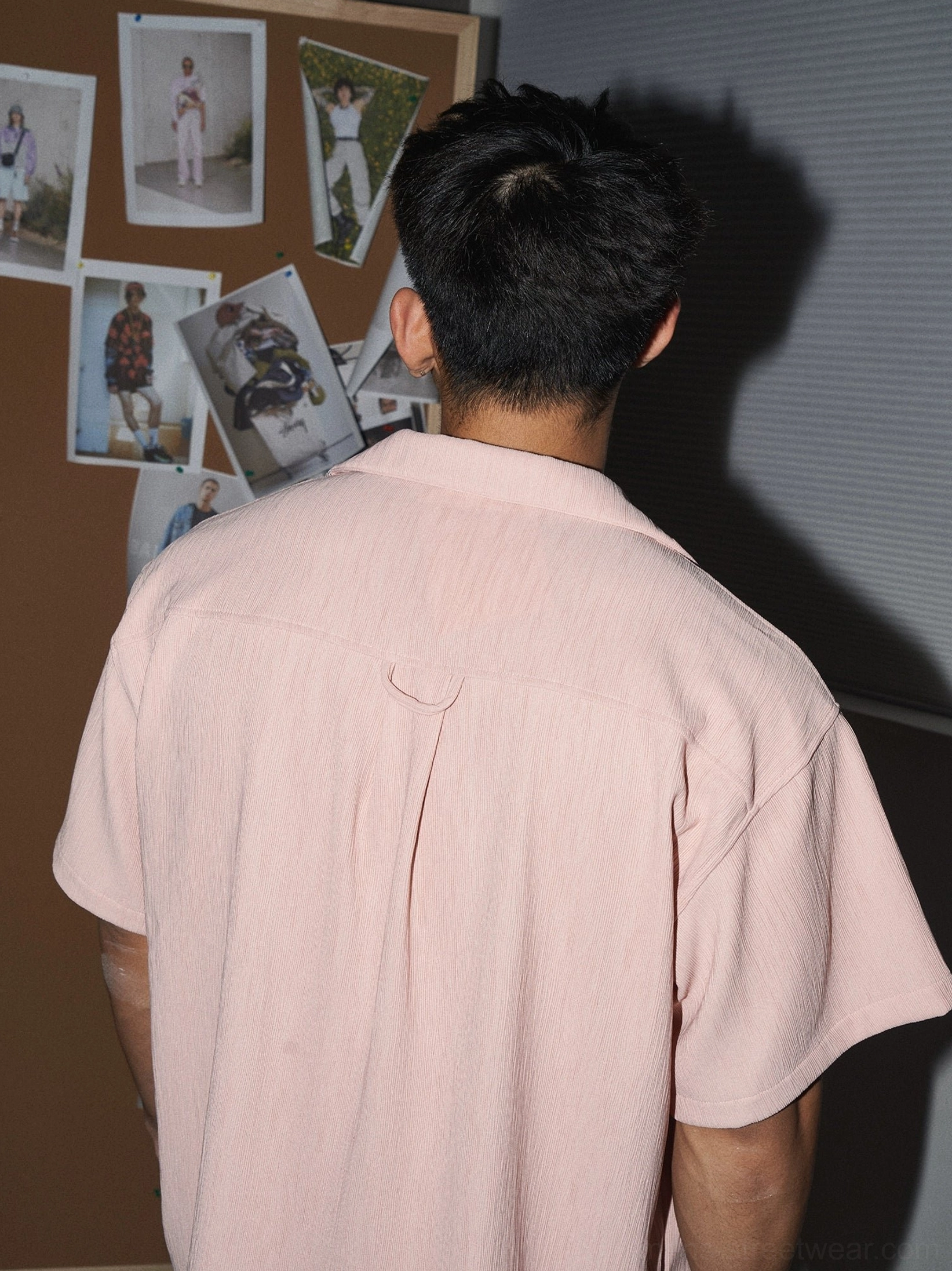 Rear view of men's dusty pink relaxed short sleeve linen-look shirt with pleated back detail