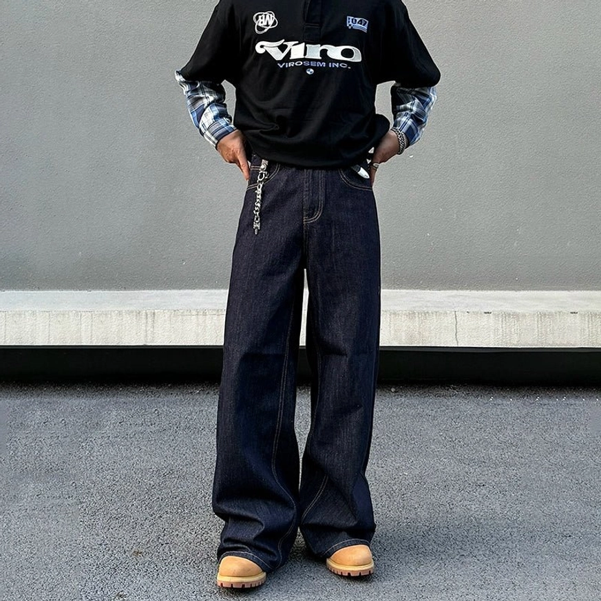 Dark blue midnight circuit wide straight-leg denim jeans for men with high waist, contrast seams, front pockets, and chain detail
