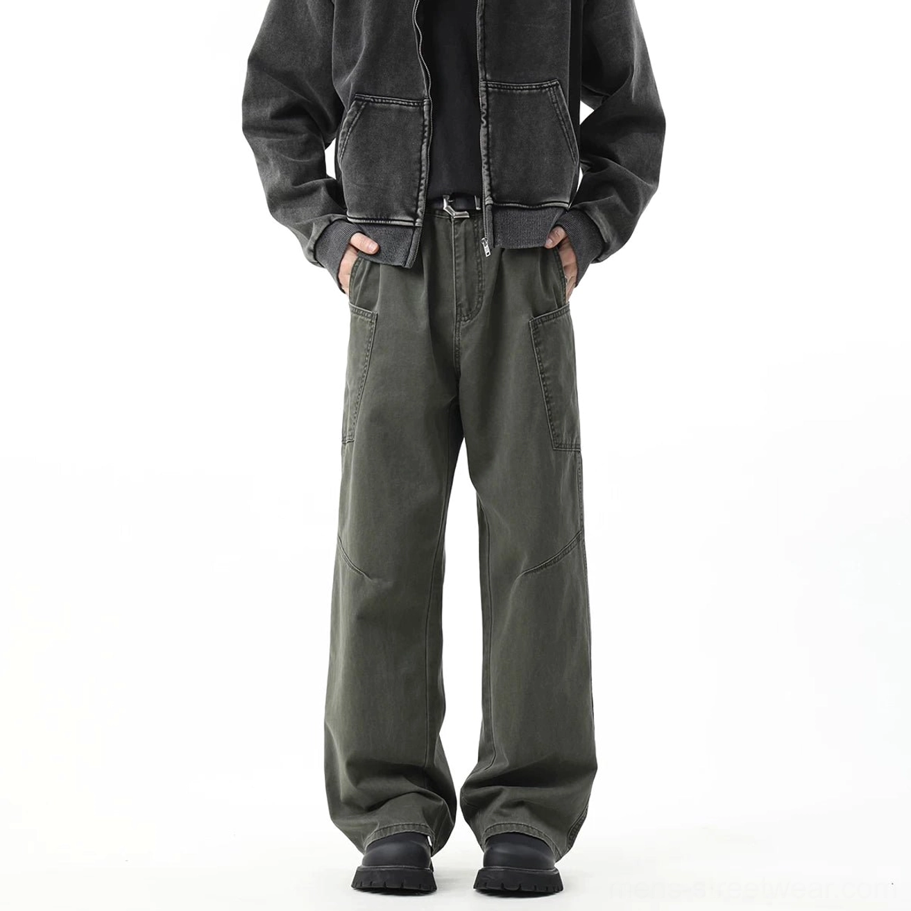 Military green wide-leg utility cargo pants with washed finish, roomy cargo pockets, and relaxed Korean streetwear fit