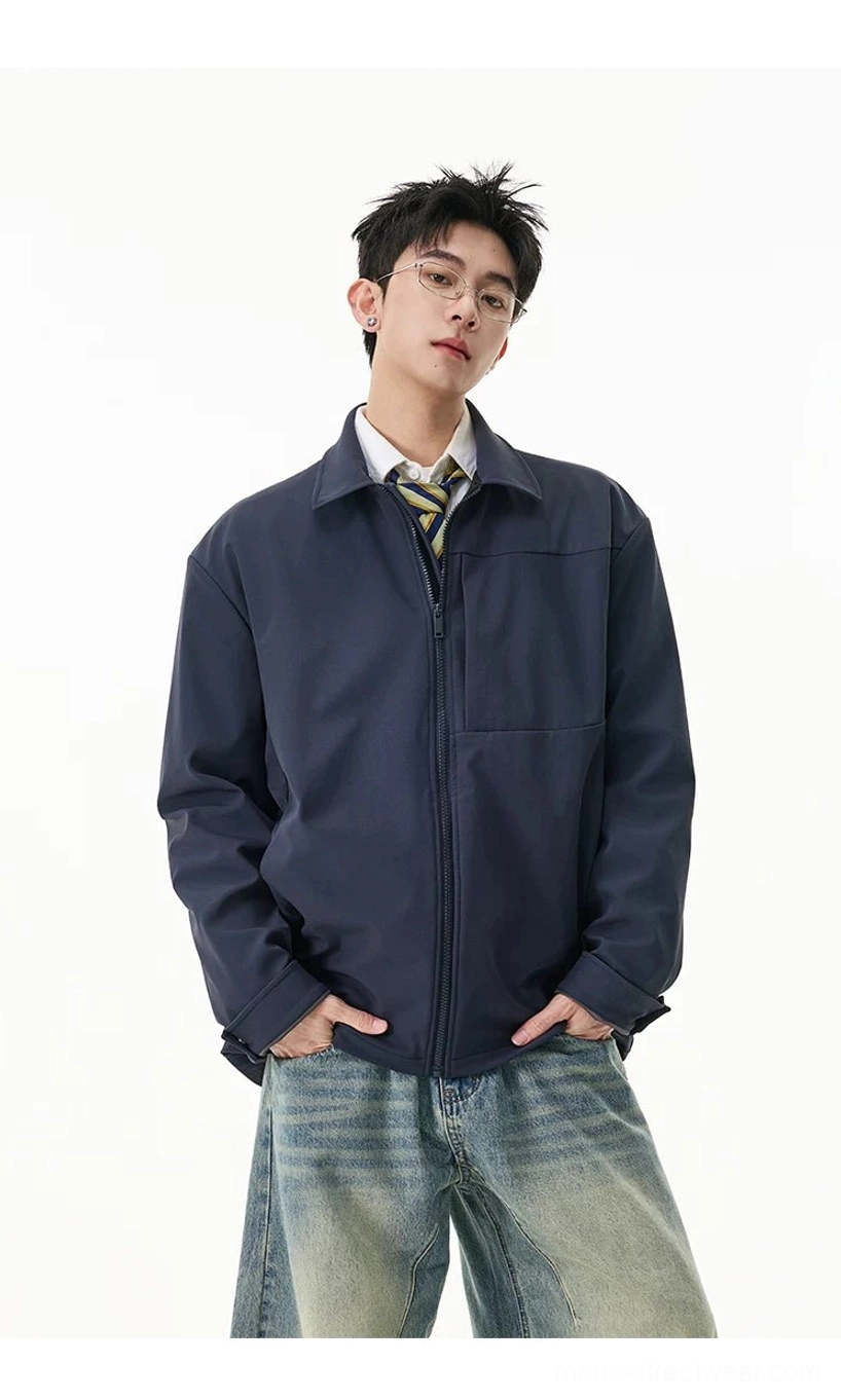 Men's relaxed zip shirt jacket suitable for minimalist outfits, casual layering, and contemporary East Asian fashion