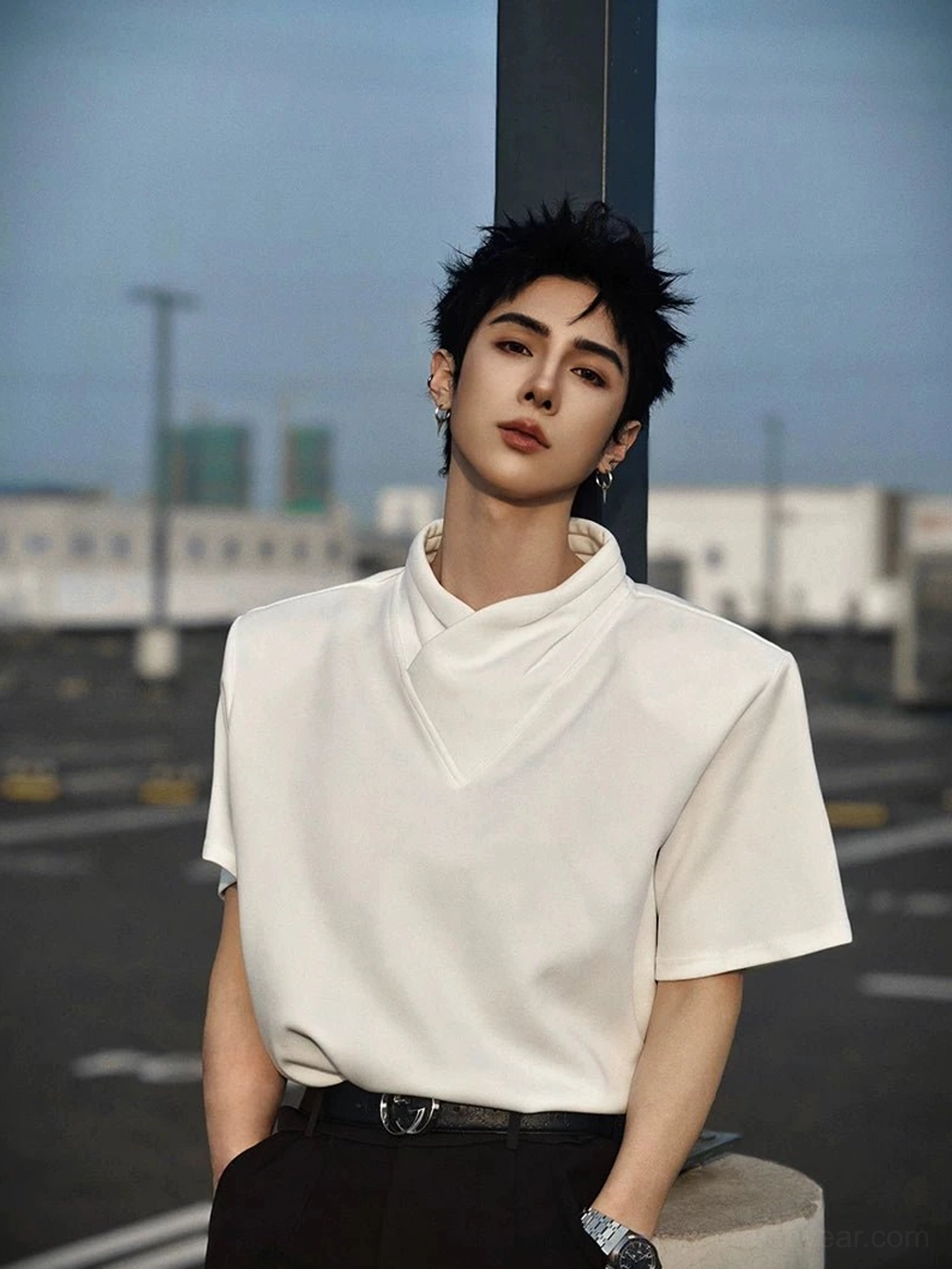 Modern mock neck streetwear T-shirt featuring a sharp folded V-shaped collar, clean cotton construction, and Seoul fashion influence