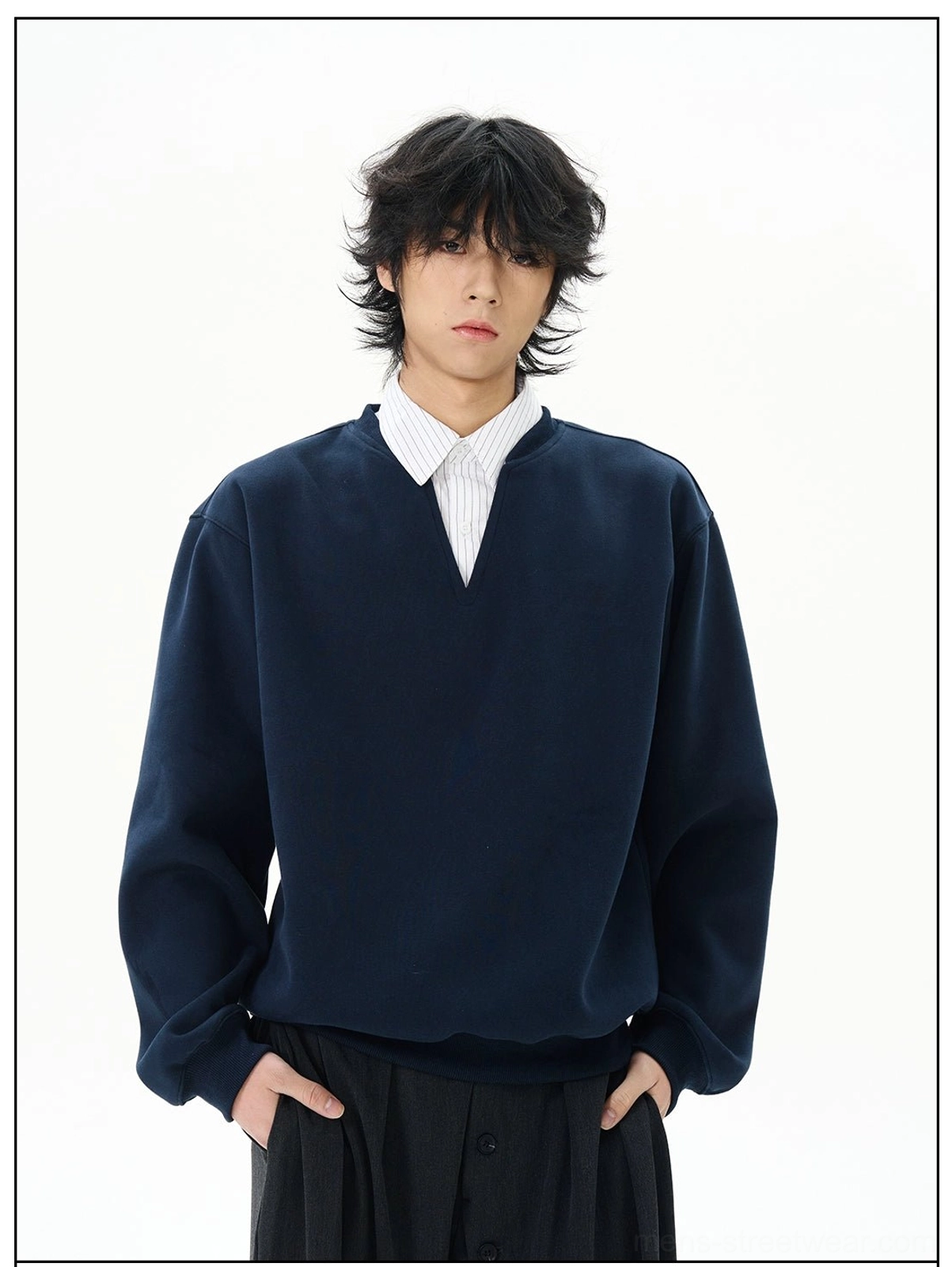 Front view of a navy notch-neck oversized sweatshirt with layered striped collar, drop shoulders, ribbed cuffs, and relaxed Korean streetwear fit
