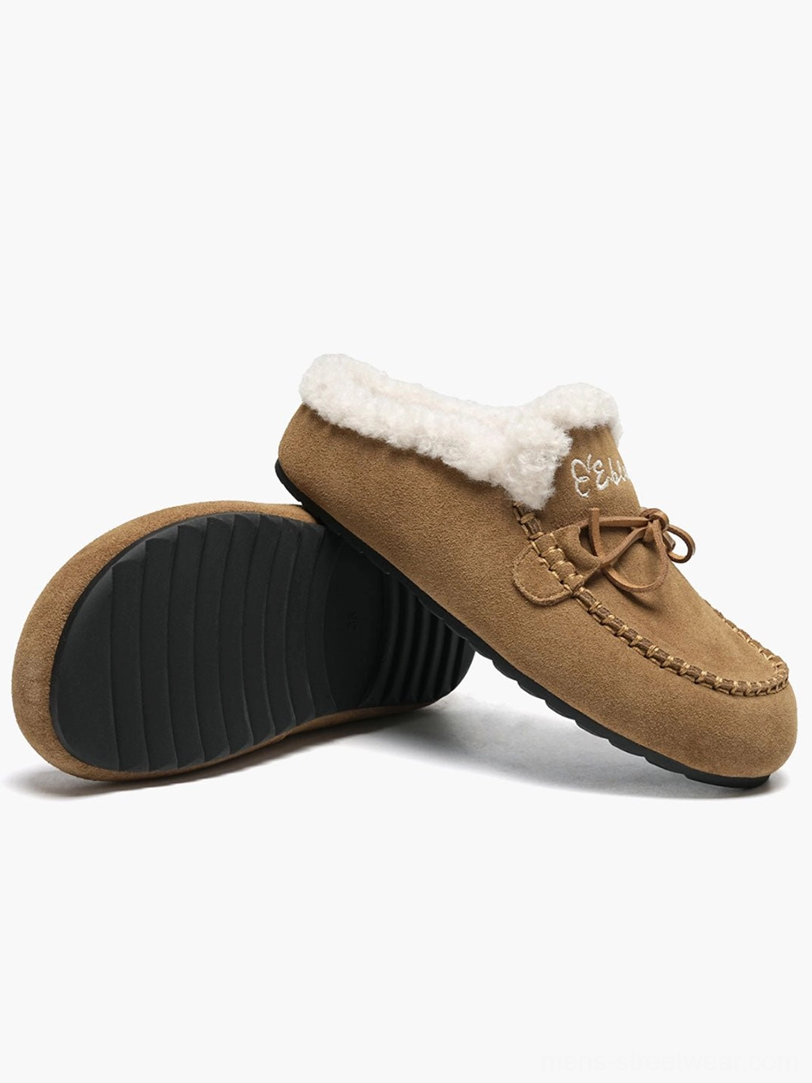 Neutral color plush-lined suede-look moccasin slippers for cozy Korean-inspired off-duty styling