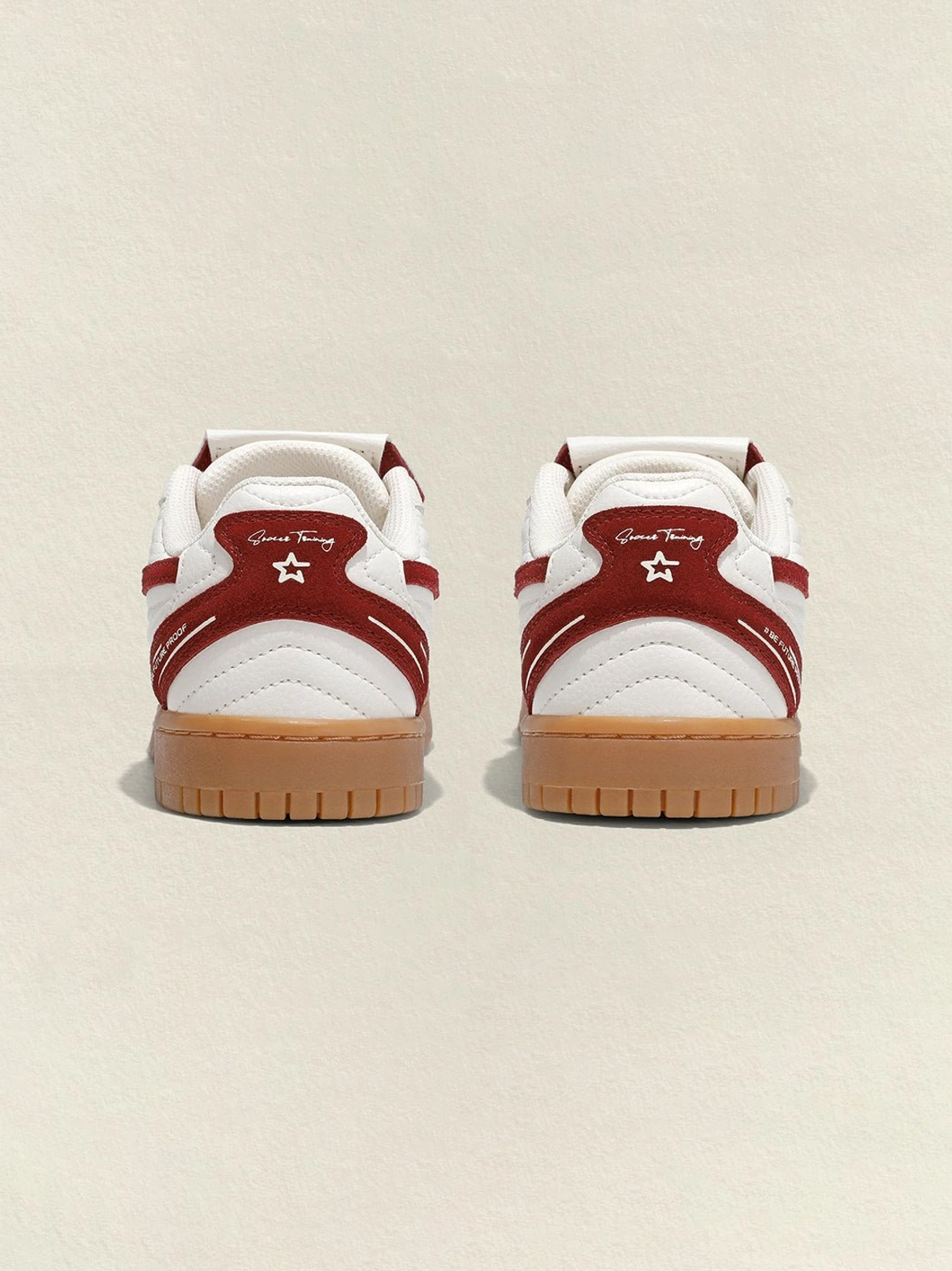 Rice red star panel retro court sneakers product detail view featuring rice-white upper, wine-red accents and gum sole