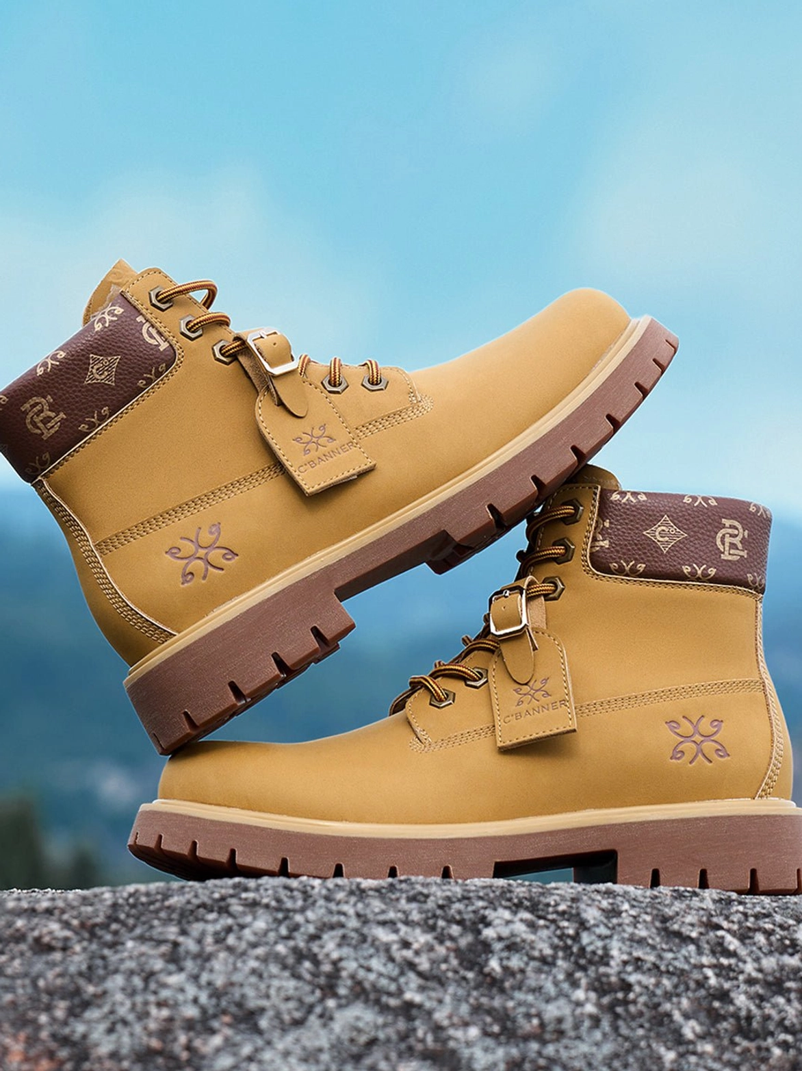 Rugged wheat lace-up work boots with printed collar detail and thick lug sole designed for Korean streetwear and casual utility styling