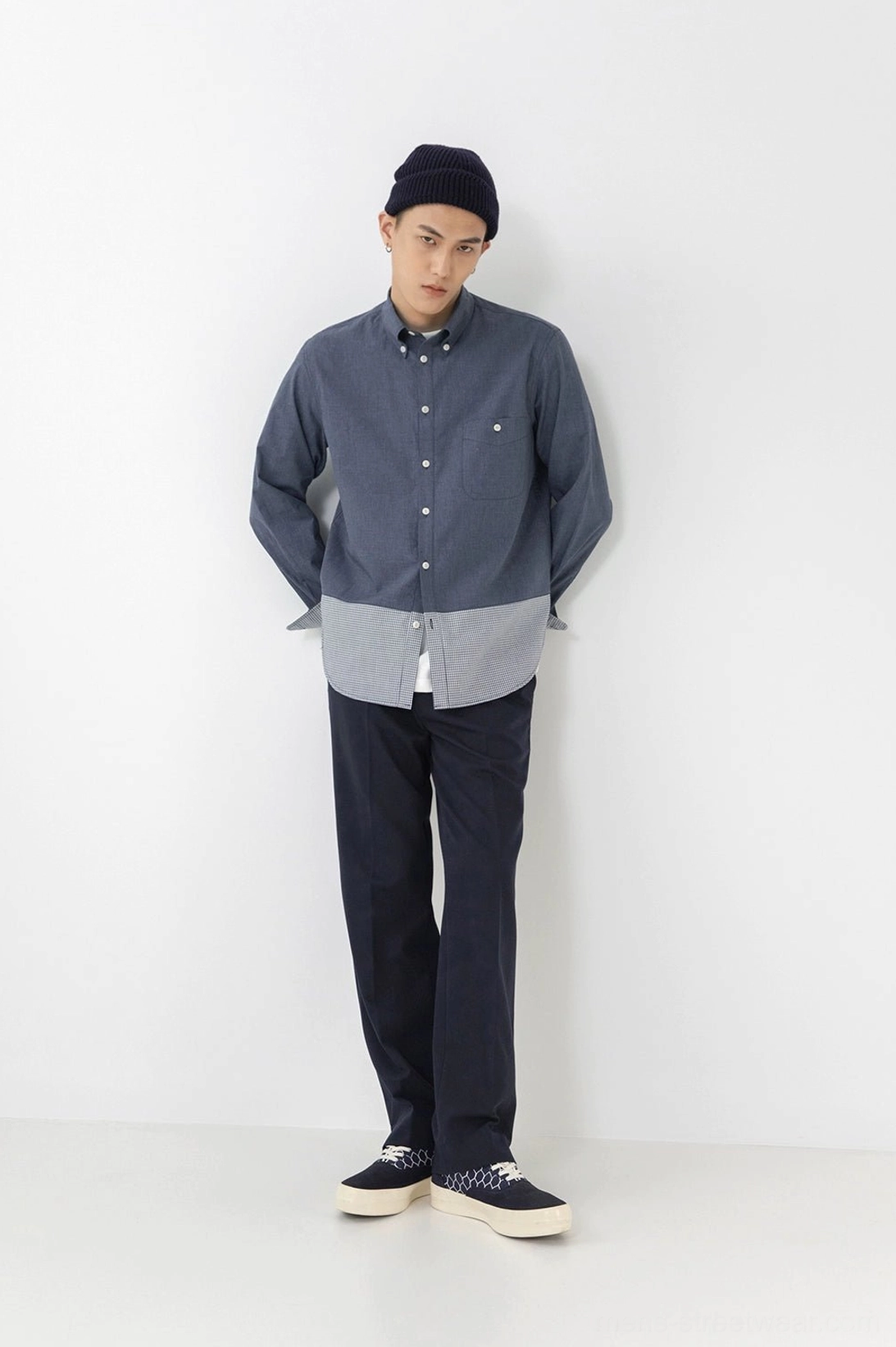 Split hem pants front waist pocket design functional detail