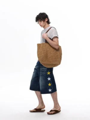 Dark blue star appliqué wide-leg denim shorts side view with relaxed Korean streetwear styling