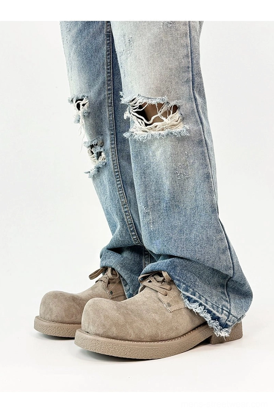 Streetwear platform derby shoes featuring a clean low-top silhouette, lace-up front, and thick block sole