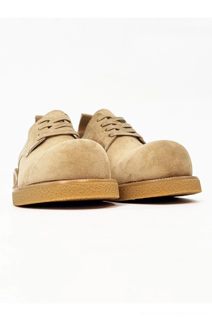 Suede platform lace-up derby shoes with a bold rounded profile for Seoul-inspired everyday streetwear