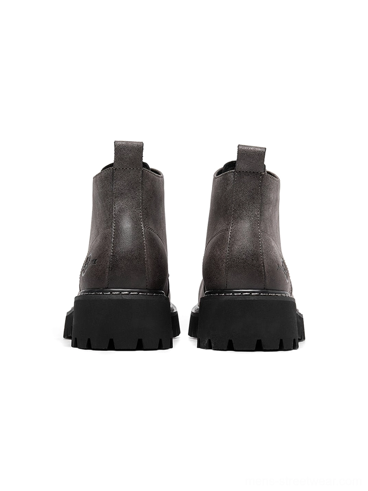 Tan round-toe boots with textured lug sole and understated design for Korean and Japanese streetwear