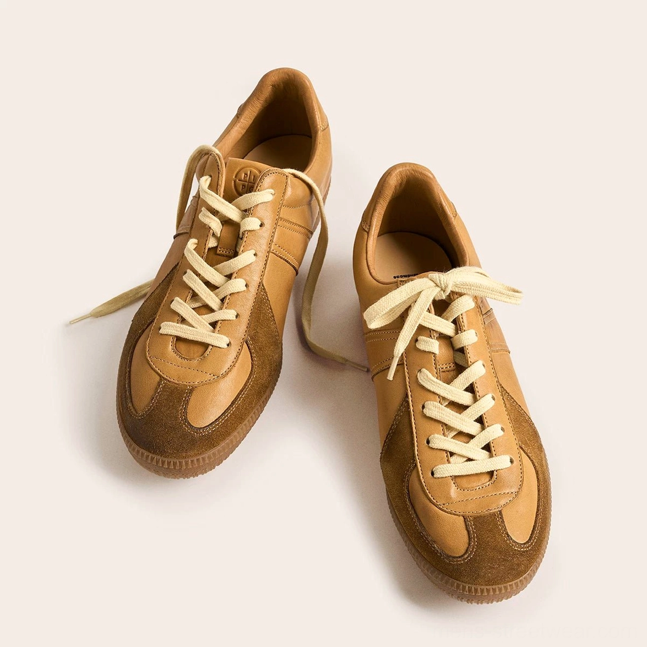 Washed leather German Army Trainer style sneakers with breathable lining and regular fit construction