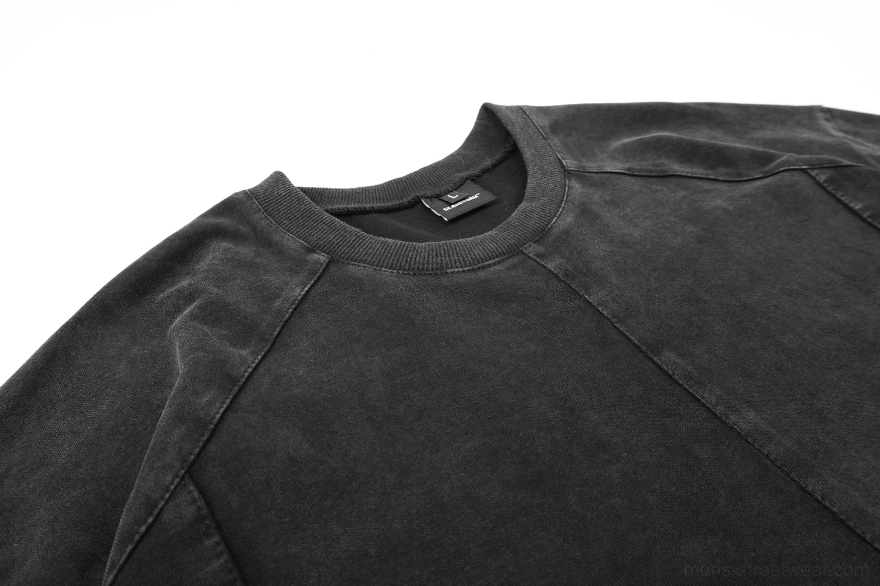 Washed technical oversized T-shirt urban fashion view with loose fit and functional streetwear construction
