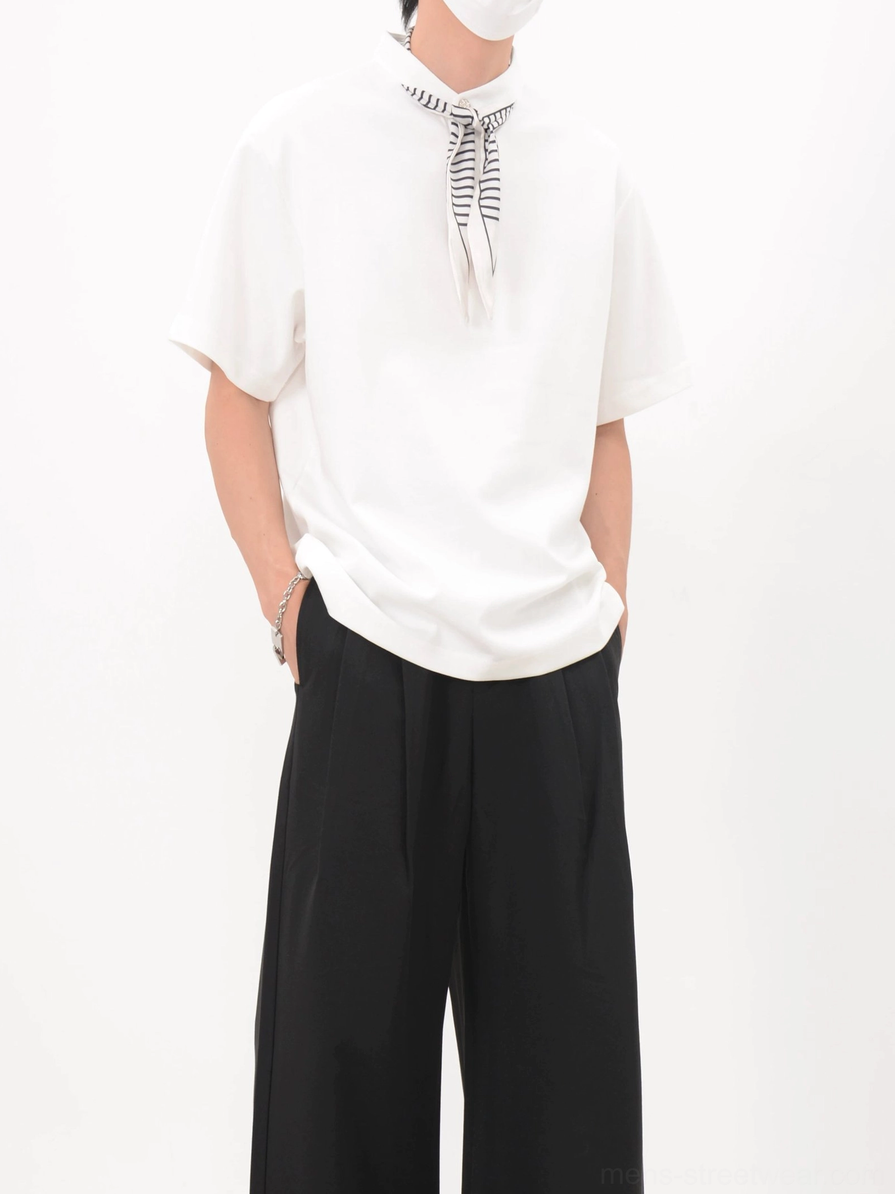 White relaxed bandana collar polo tee with loose striped bow neckerchief styled for casual daily Asian streetwear