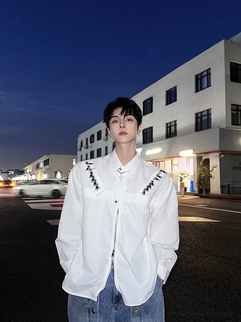 White zip-cascade harness shirt jacket with Korean streetwear silhouette and shoulder zipper decoration