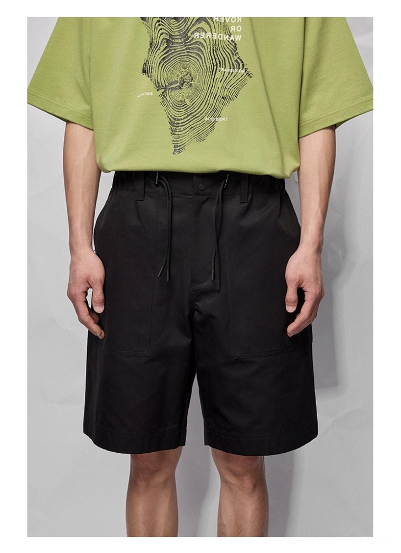 Relaxed straight-cut cropped streetwear pants with a structured jeans-style waistband